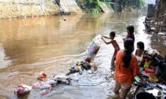 Krisis Air Bersih Nasional: 60% Sungai di Indonesia Tercemar