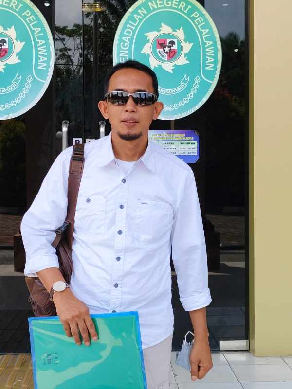 Foto: Ketua Umum Aliansi Jurnalis Penyelamat Lingkungan Hidup (AJPLH), Soni,SH,MH, M.Ling,C.Md.,C.LA.